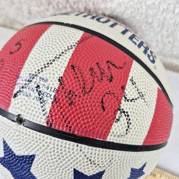 Harlem Globetrotters Full Size Basketball Autographed Signed Signatures No COA - Picture 5 of 9
